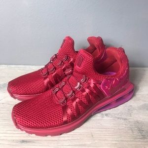 New Women’s Nike Shox Gravity